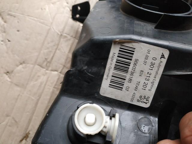 Фара Magneti Marelli 0301213201