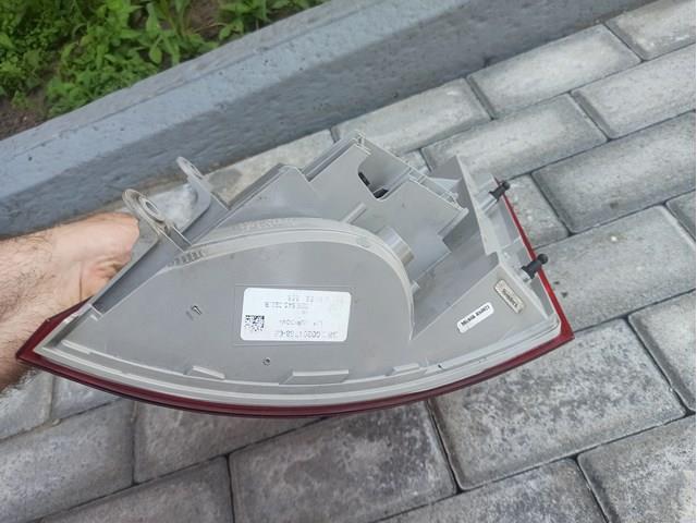 Ліхтар задній лівий VAG 5E9945095B ціна, від 129.33 USD