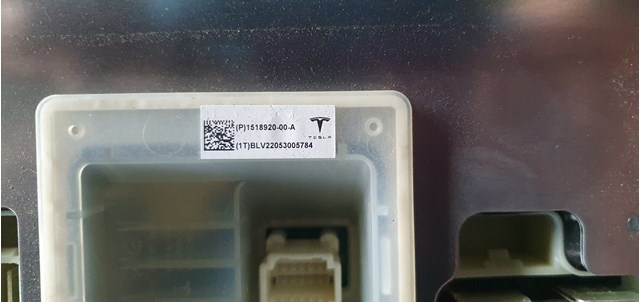  109321910G Tesla