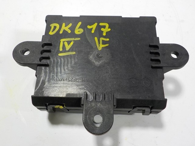 Купити LR106150 Land Rover 