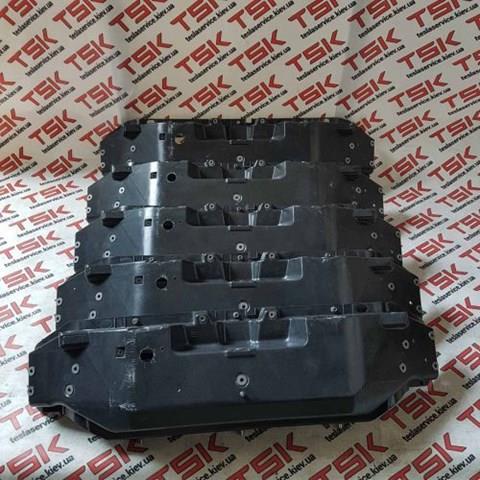 103517600G Tesla Телевізор