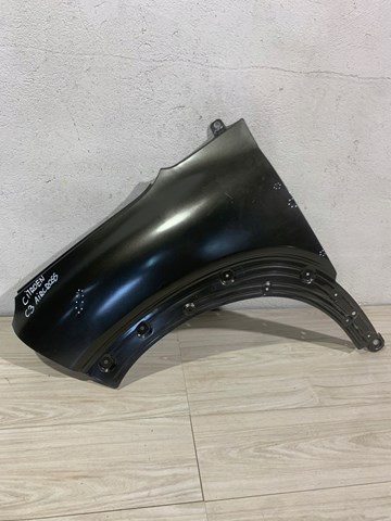 Бічна частина передня ліва Peugeot/Citroen YQ00049180