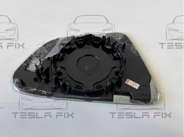 113065200A Tesla Дзеркальний елемент правий