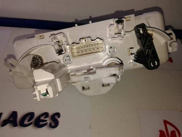 Купити 69590001 Renault (RVI) 