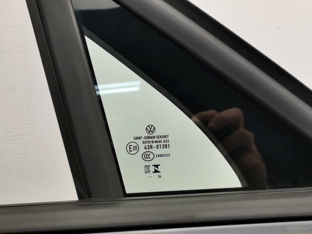 571831056E VAG 