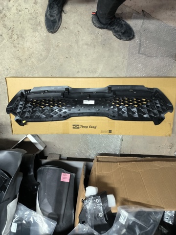 86350G5600 Hyundai/Kia Решітка радіатора
