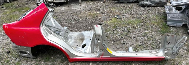  Крило заднє праве Lexus IS 