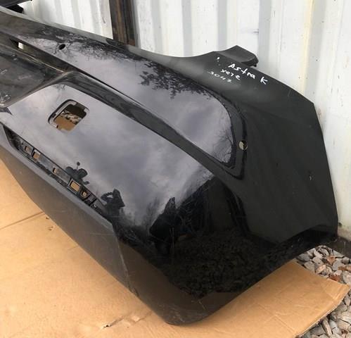 Задній бампер 13425478 General Motors