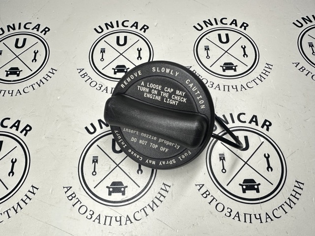 Пробка паливного бака Mercedes A0004706500 ціна, від 44.13 USD
