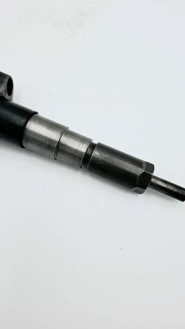 Паливні форсунки 445110038 Bosch