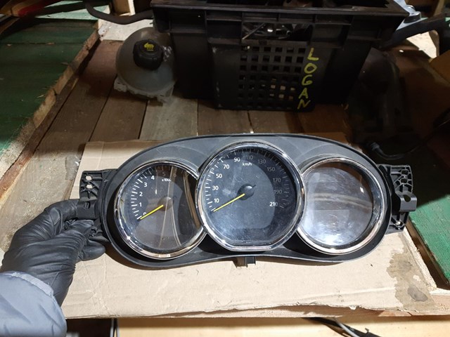 248109188R Renault (RVI) Щиток приладів додатковий