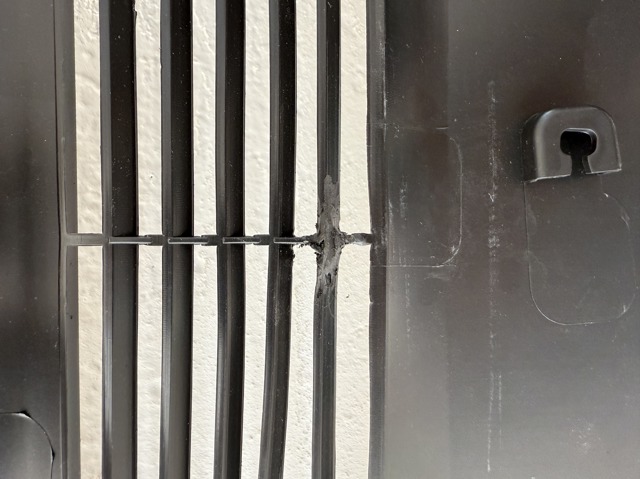 Решітка двірників 149260500A Tesla