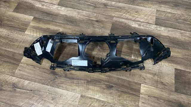 Кронштейн решітки радіатора Mercedes A2978886700 ціна, від 138.89 USD