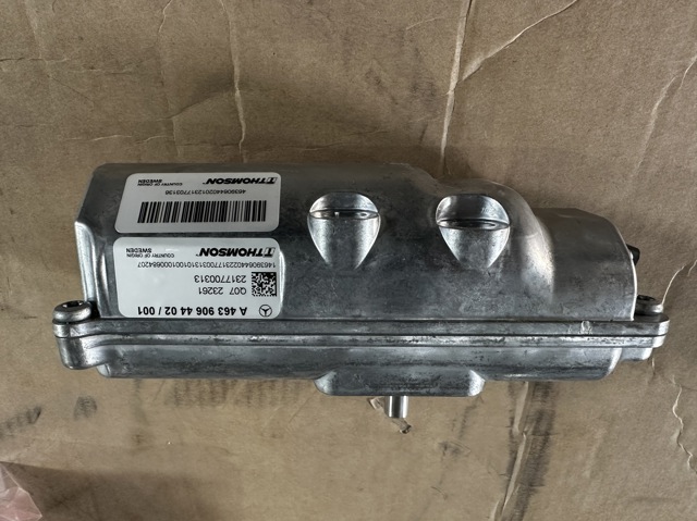  Mercedes A4639064402 ціна, від 421.17 USD