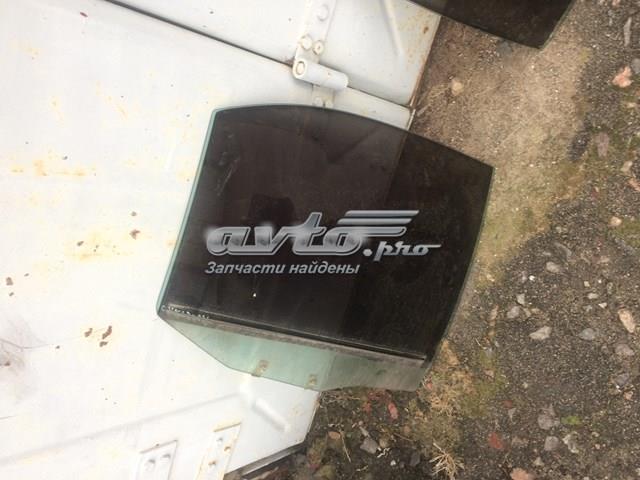 MR720215 Mitsubishi Вікно задніх дверей