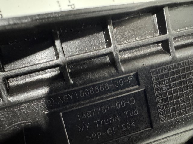 150865600F Tesla Motors 