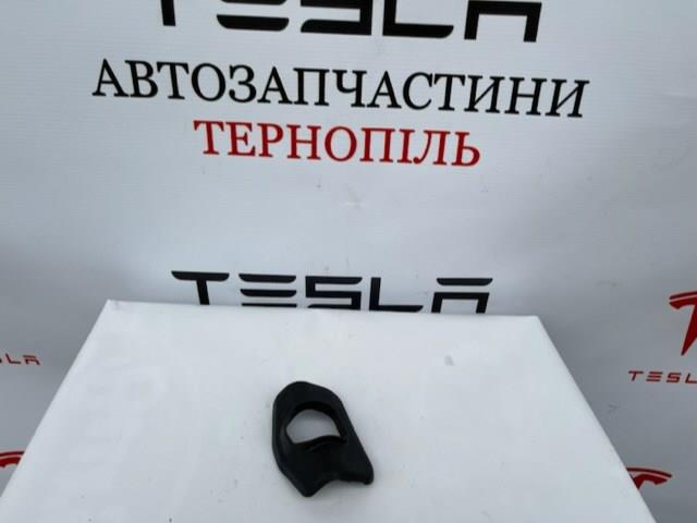  Tesla 110158000E ціна, від 3.03 USD