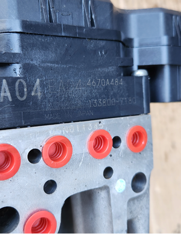4670A484 Mitsubishi 