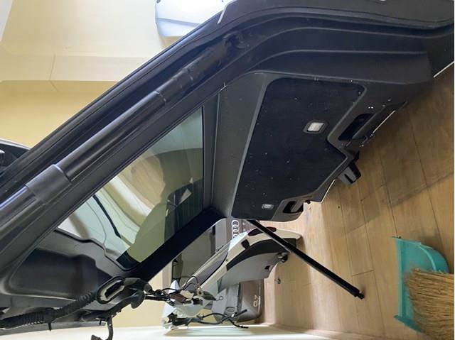 П'яті двері Land Rover LR071406 ціна, від 217.59 USD