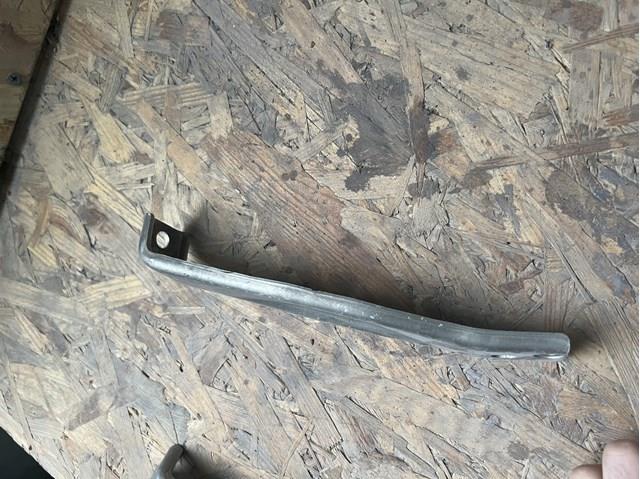 Підсилювач бампера переднього 7365269 BMW
