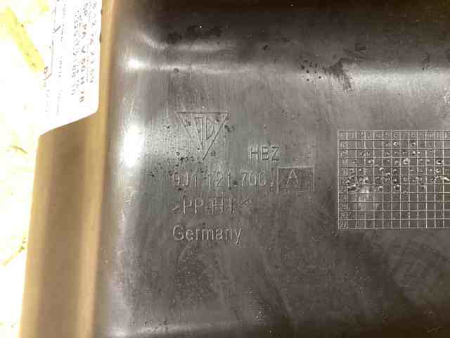 Купити 9J1121706AOK1 Porsche Дефлектор переднього бампера, правий