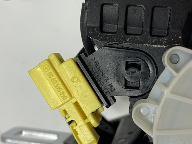 Купити A2128605485 Mercedes Пасок безпеки задній правий