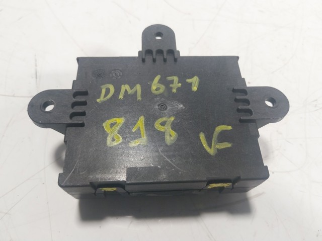 Купити LR117892 Land Rover 