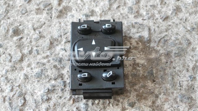 Блок управління дзеркалами заднього виду Mercedes A2208211551 ціна, від 5.64 USD