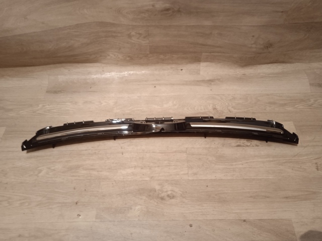 Облицювання радіатора Polcar 32X105 ціна, від 43.66 USD