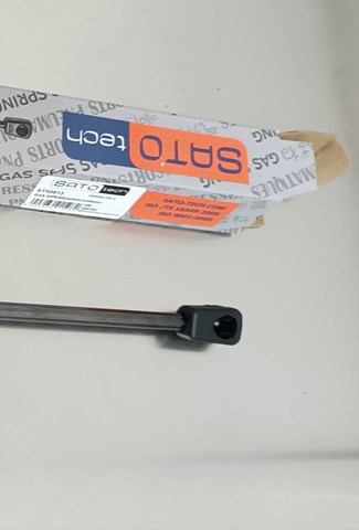 Купити ST50813 Sato Tech Амортизатор скла задніх, 3/5-ї двері (ляди)
