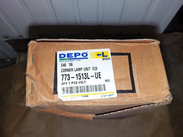 Поворотник лівий Depo/Loro/Abakus 7731513LUE ціна, від 25.72 USD