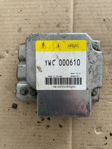  Land Rover YWC000610 ціна, від 6.33 USD