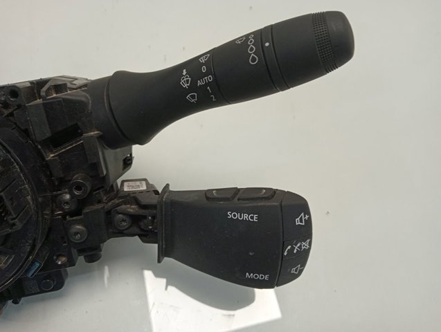  Renault (RVI) 255676114R ціна, від 528.56 USD