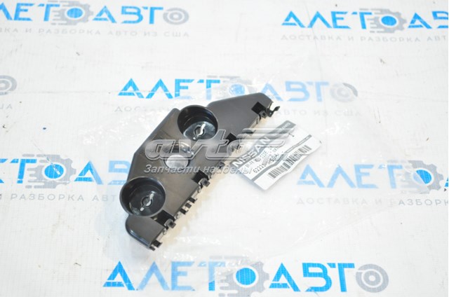 Купити 622209HS0A Nissan/Infiniti Кронштейн бампера переднього, правий