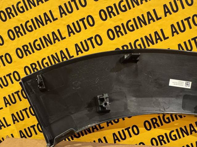 Купити DGH951W81 Mazda Молдинг передньої арки колеса, лівий