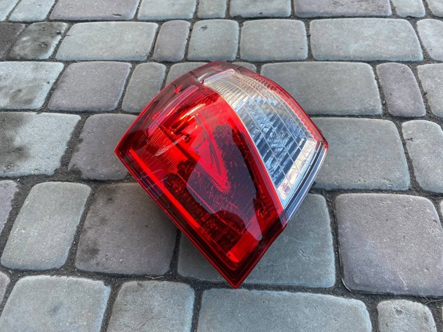 Стоп задній Polcar 2714870E