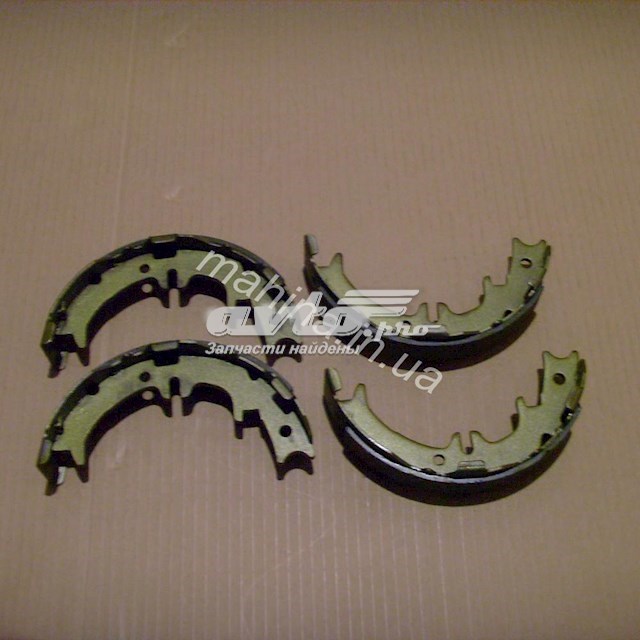 Купити T113502170 Chery Гальмівні колодки гальма стоянки
