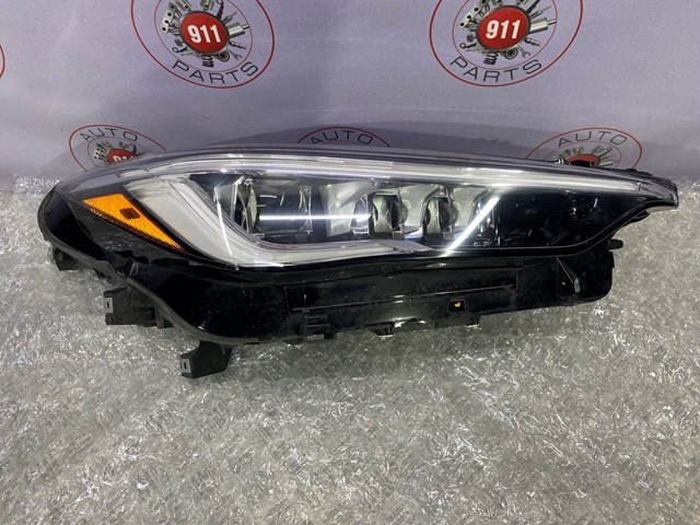 260105NA1A Nissan/Infiniti Основна фара - вставка
