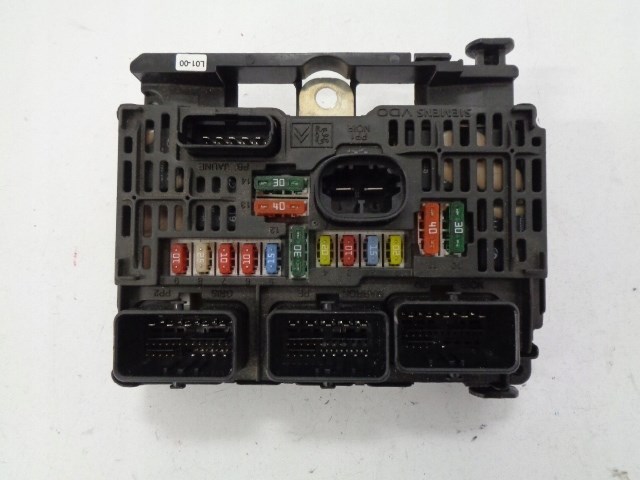 Коробка запобіжників Peugeot/Citroen 9661682580 ціна, від 110.05 USD