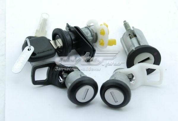 Личинки замків, комплект General Motors 96223338 ціна, від 16.49 USD