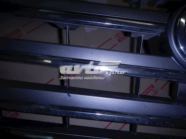 Купити 5310160A40 Toyota Захисна решітка радіатора