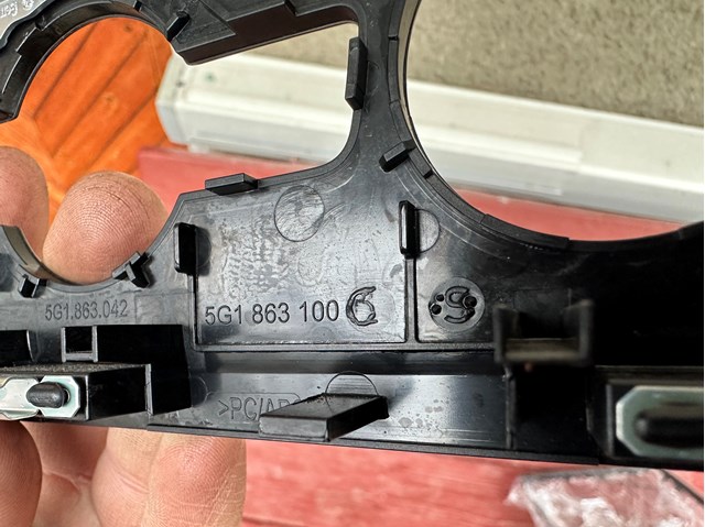  VAG 5G1863042