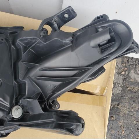8114533D71 Toyota Основна фара - вставка