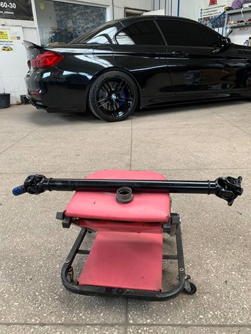 Кардан передній 26207589985 BMW