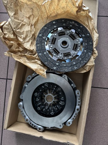 30205W000P Mitsubishi 