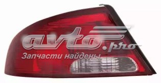 Ліхтар задній правий на Dodge Stratus II 