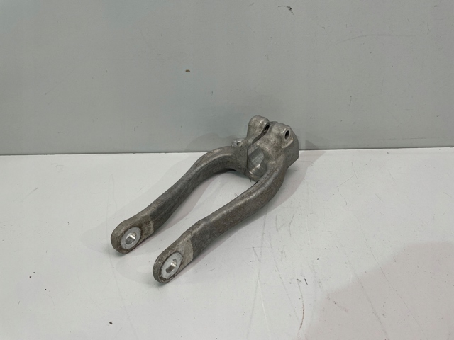 6861199 BMW Вилка нижня амортизатора переднього, ліва