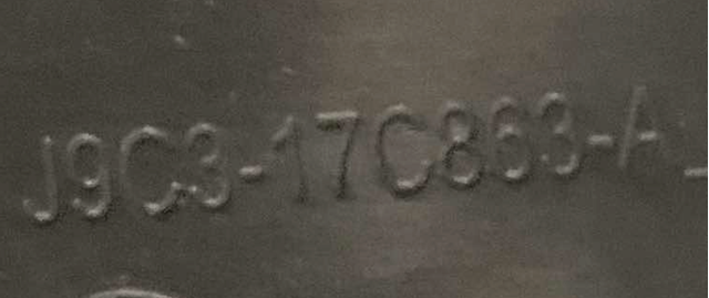 Передній бампер J9C14099LML Jaguar