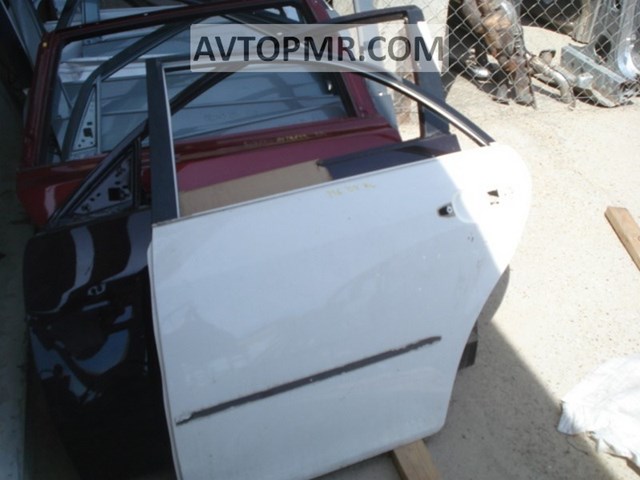 GK2C73020 Mazda Двері пасажирськи задні ліві