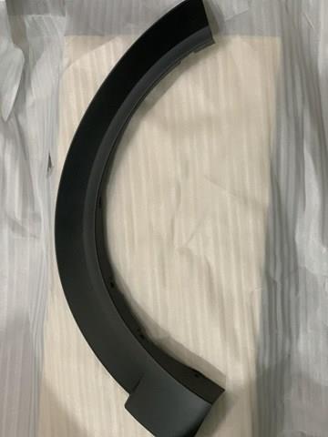 Купити DFR551W20C Mazda Розширювач передньої арки колеса, правий